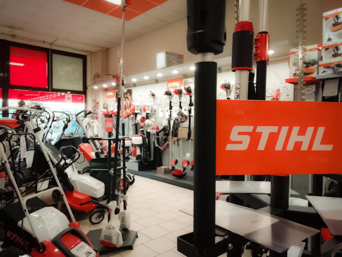 Stihl Trattorini Tosaerba a Rovigo: La Guida Definitiva per Grandi Giardini e Parchi